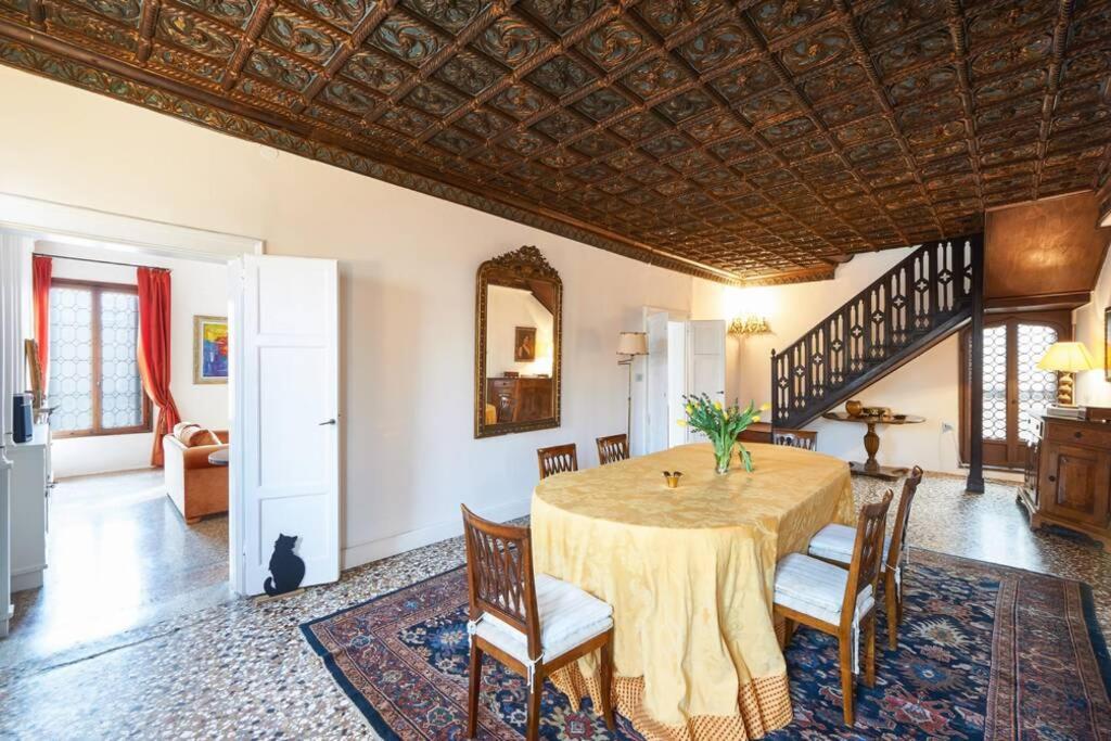 Ca' Fenice, Charming Apartment In San Marco, Sleep 7 Venedik Dış mekan fotoğraf